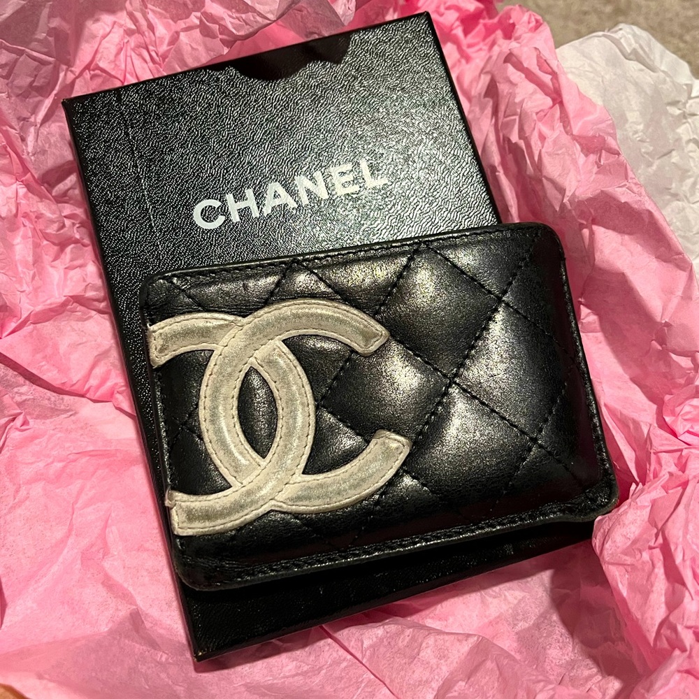 CHANEL Cambon Lambskin Card holder black w/ white CC monogram